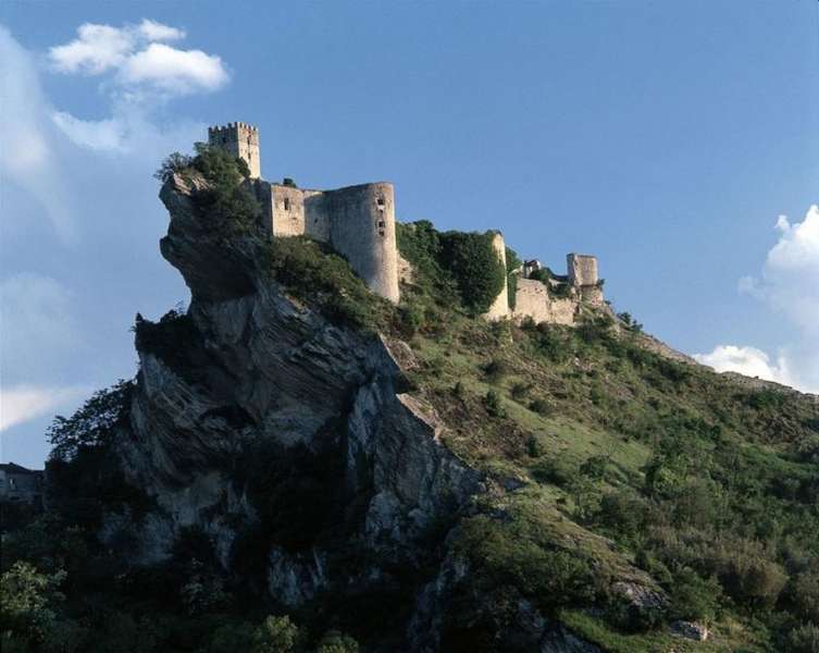 best time to visit abruzzo italy