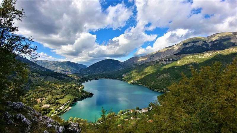 where to visit in abruzzo