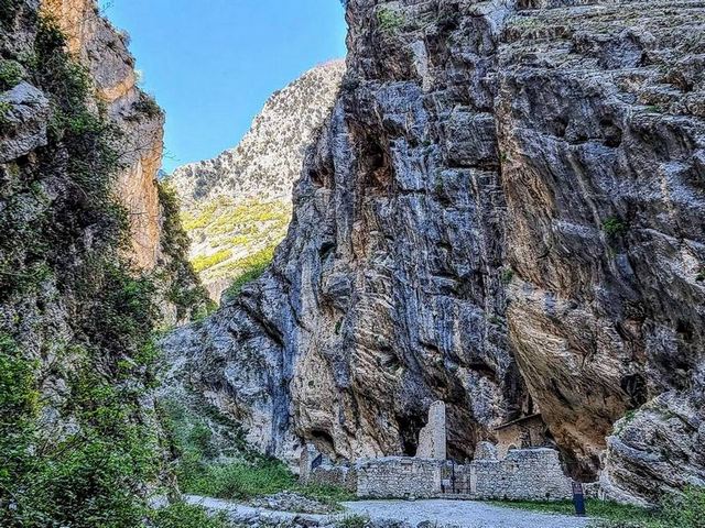 best time to visit abruzzo italy